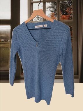 100% Cotton Liz Claiborne Light Blue V-Neck Ribbed Sweater